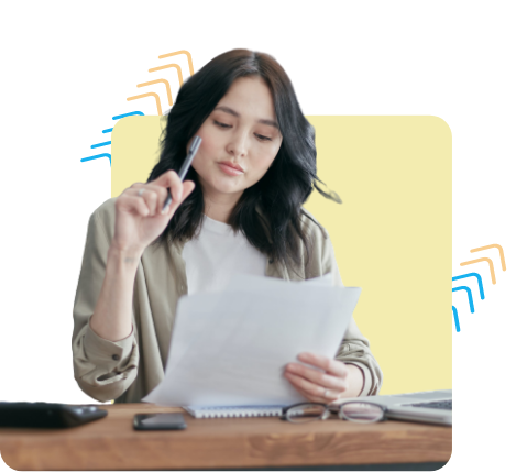 Persona revisando requisitos